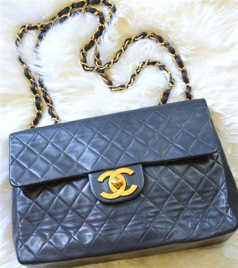 Vintage Chanel jumbo flap bag